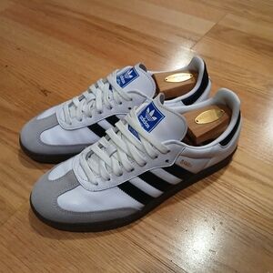 Adidas Classic Samba OG Soccer/Lifestyle Athletic Shoes Size 9 Men/10.5 Women